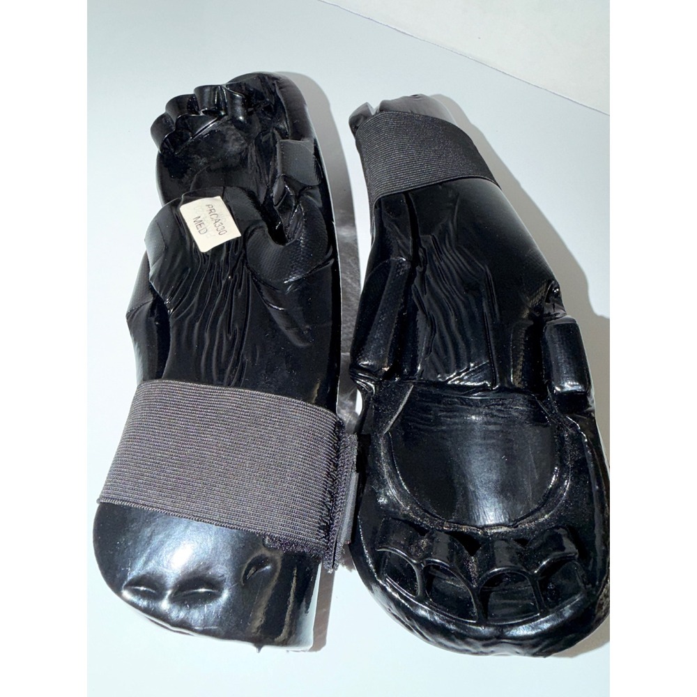 Century Martial Arts Sparring Gloves Dipped Foam Black Karate Taekwondo Medium